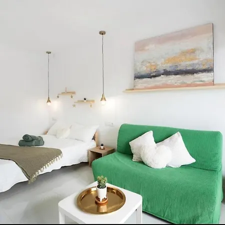 Paradise Studio Belair Wifi, Piscina, Parking *